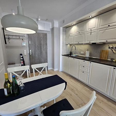 Apartament Capri เมียนซิดดรอแย ภายนอก รูปภาพ